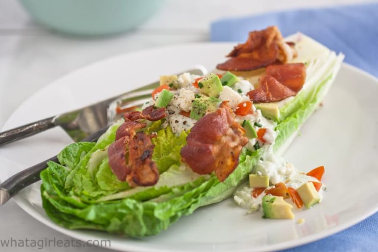 Homemade Blue Cheese Dressing {The BLT Salad}