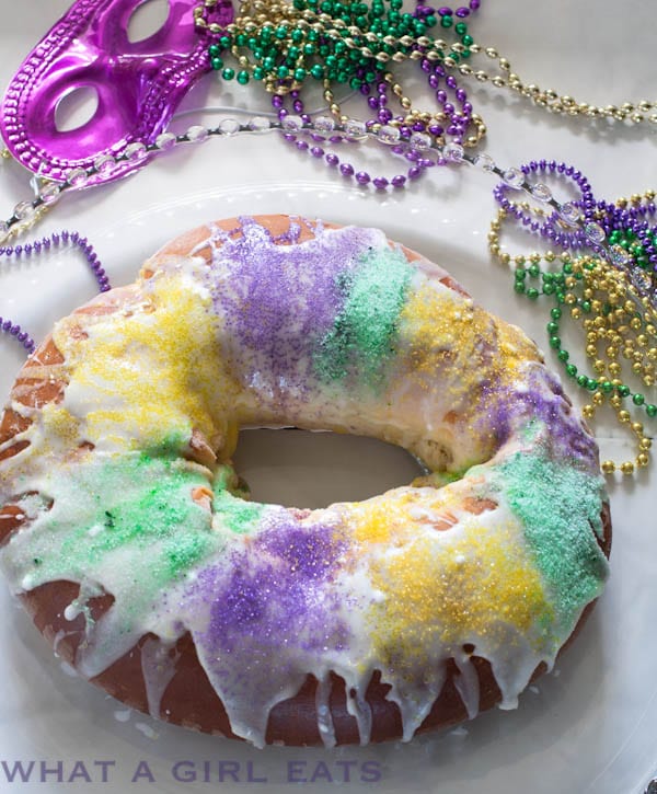 King Cake Recipe {Traditional Mardi Gras Dessert}