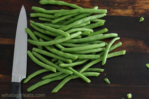 trim green beans.