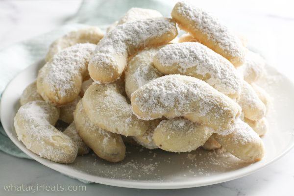 Italian wedding cookies.