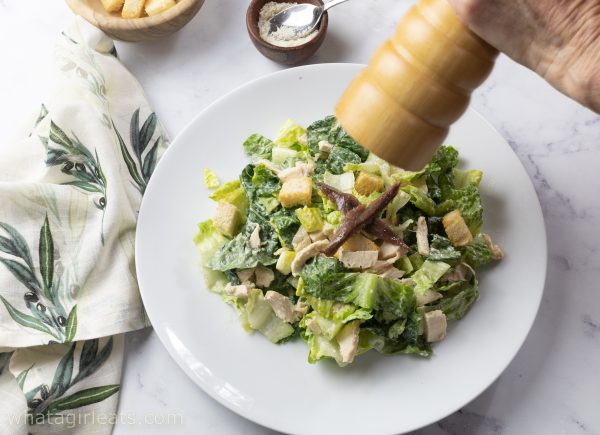 Caesar salad with pepper.