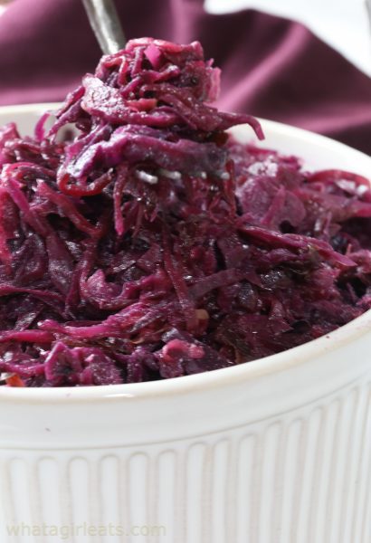 red cabbage on fork.