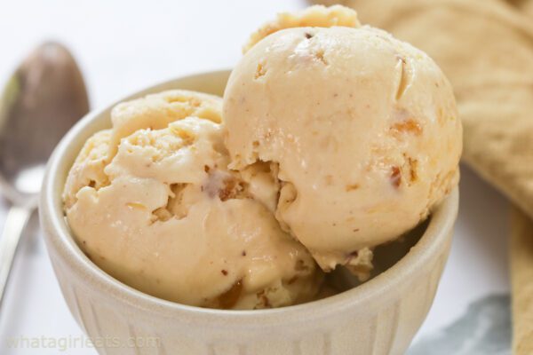 hazelnut ice cream in cream bowl.