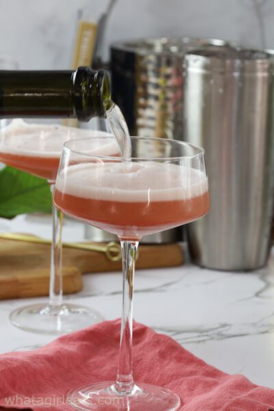 pouring fizz.