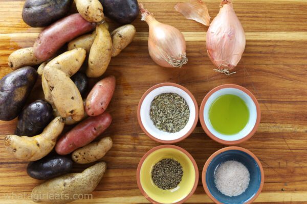 ingredients for roasted fingerling potatoes.