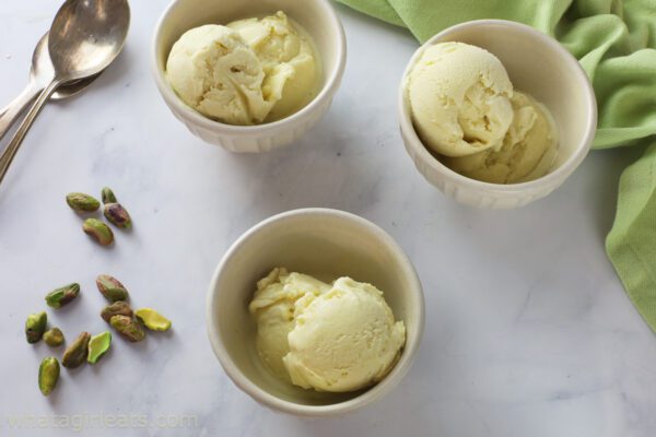 pistachio gelato top shot.