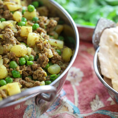 ground beef curry with naan.